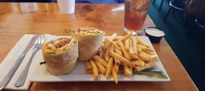 Quit Qui Oc Golf and Restaurant South west wrap plate with fries